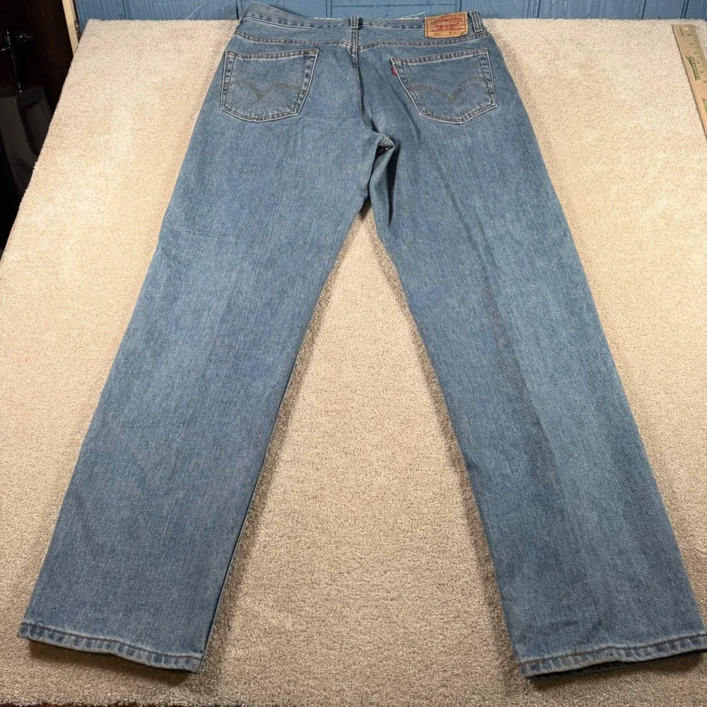 Levi's 550 Relaxed Fit Jeans Mens 36x34 (FITS 36x33) Blue Medium Wash Denim